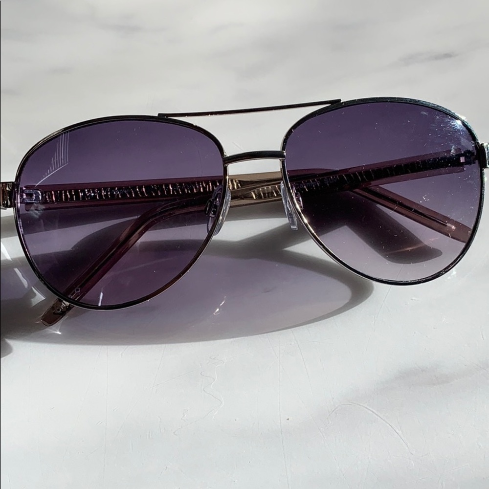 Sofia Vergara x Foster Grant Aviators